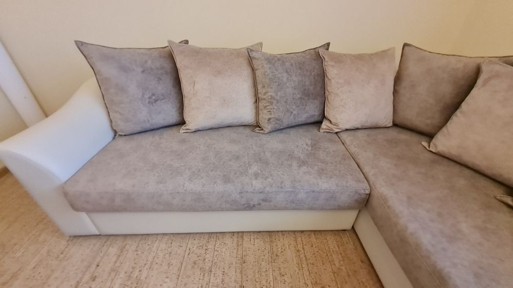 Диван тип лежанка с 2 ракли