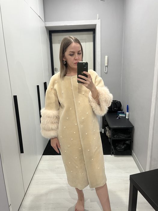 Продам эффектную искусственную  шубу