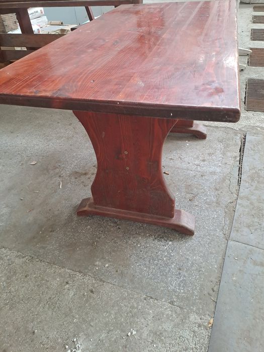 Продавам дървени маси с пейки тип Бавария