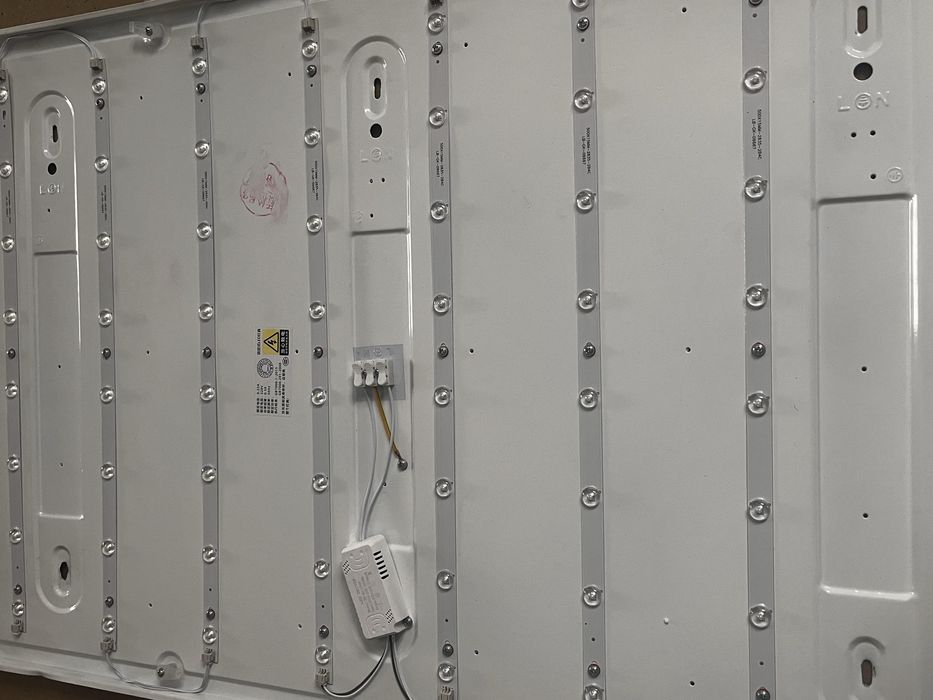 Продам лампу,люстру