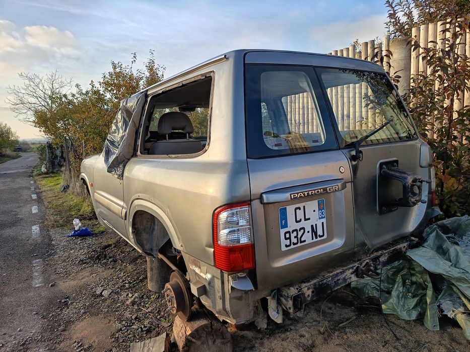 Caroserie. Șasiu impecabil Nissan patrol y61zd 30 scurt