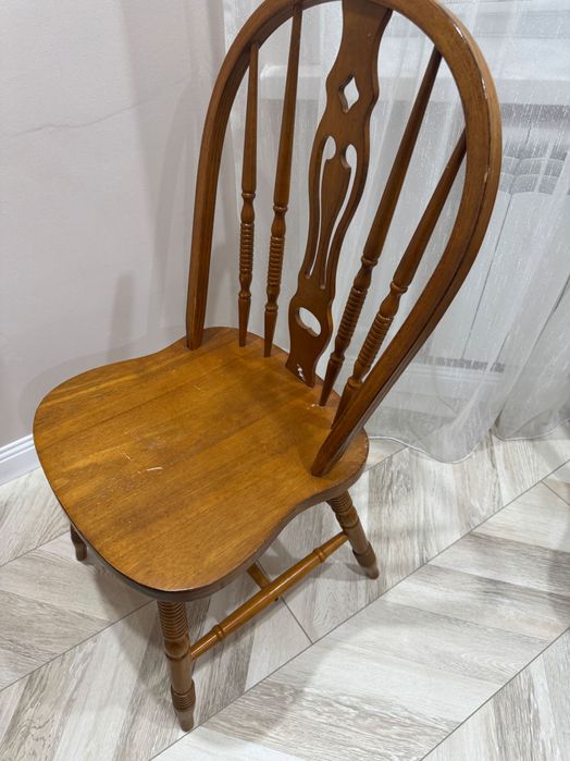 Продам стулья из массива дерева