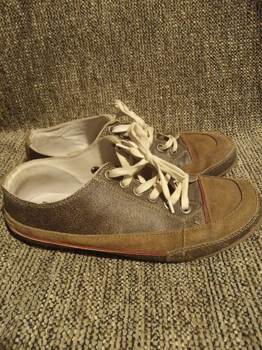 Încălțăminte din piele