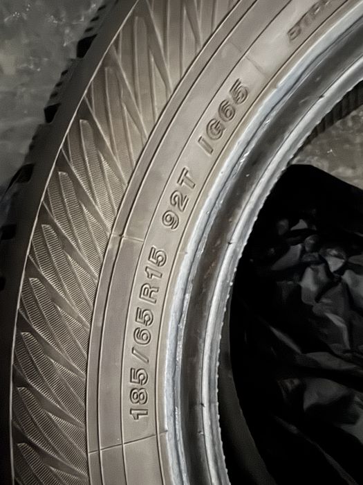 Продам резину 185/65 R15