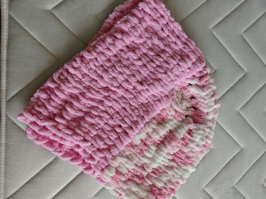 Ново пончо за момиче