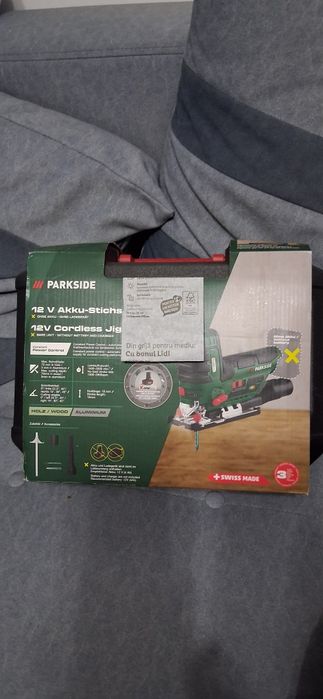 Fierastrau pendular ferăstrău parkside 12v