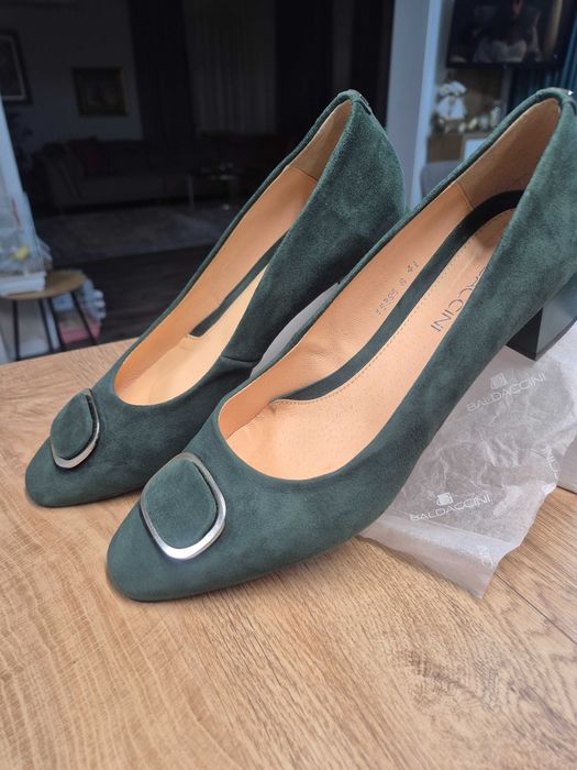 Обувки официални