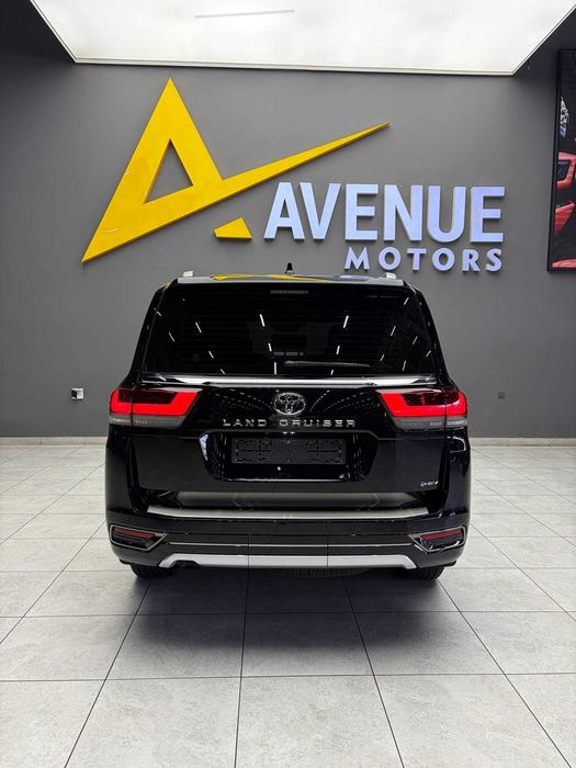 Продается Toyota LC300 3.5 hybrid