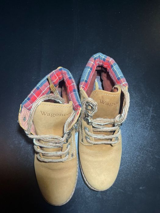 Ghete din piele naturala