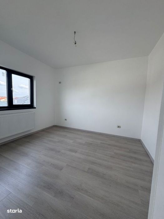 Vila Duplex de vanzare/Cornetu P+1+M /Mansarda Finisata