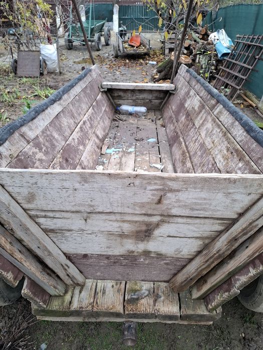 Căruță de vânzare