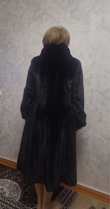 Шуба норковая (продам)