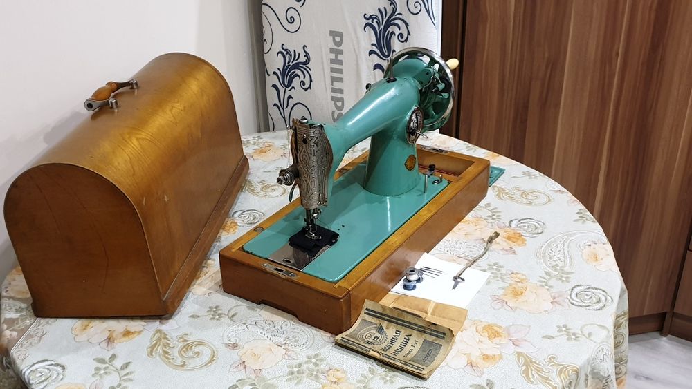 Продаётся швейная машинка!
