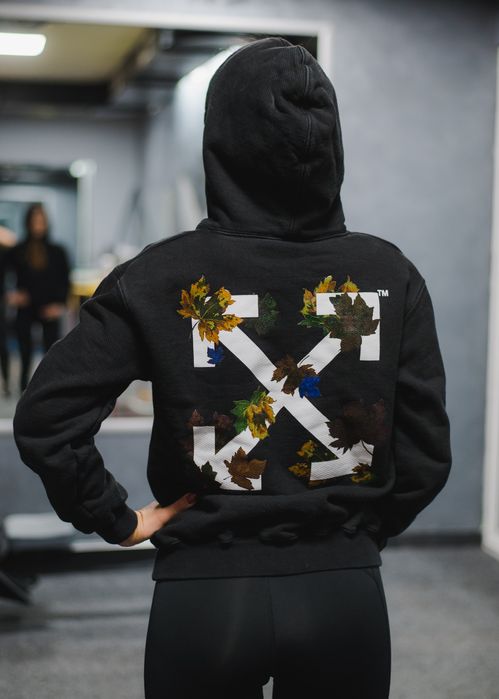 Off-white дамски ОРИГИНАЛЕН суичър XS