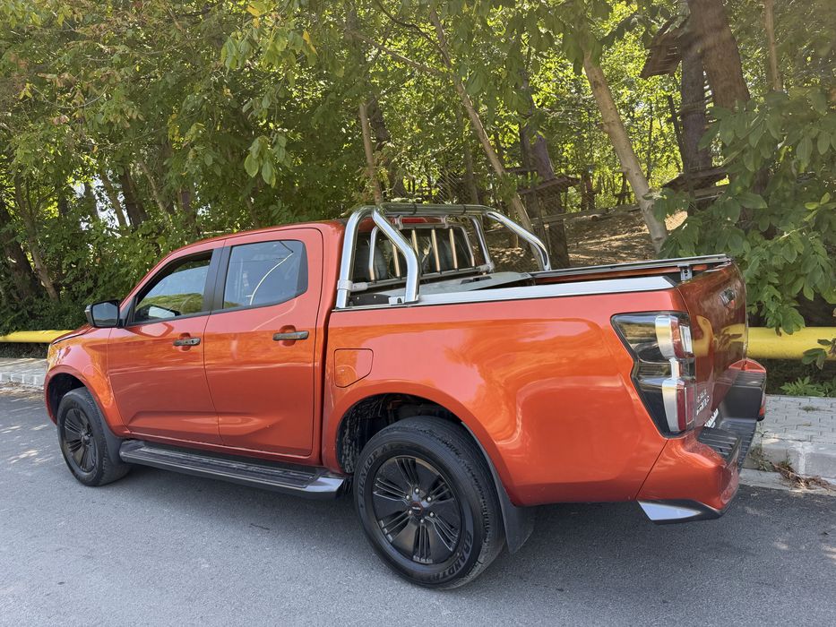 Isuzu D-MAX 2021/ 2022, 56.400 km, pick-up, cabina dubla, 4x4, automat, istoric verificabil, unic proprietar, TVA deductibil, 24.700 net