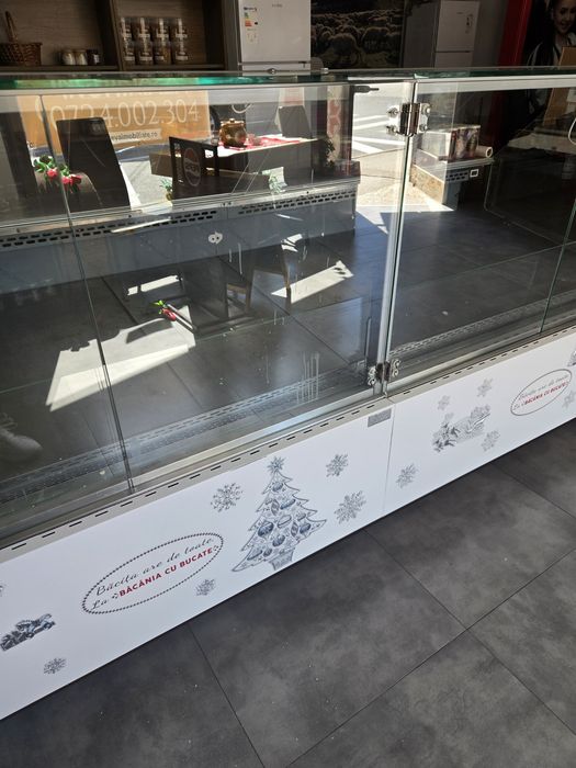 Vitrine frigorifice, frigidere