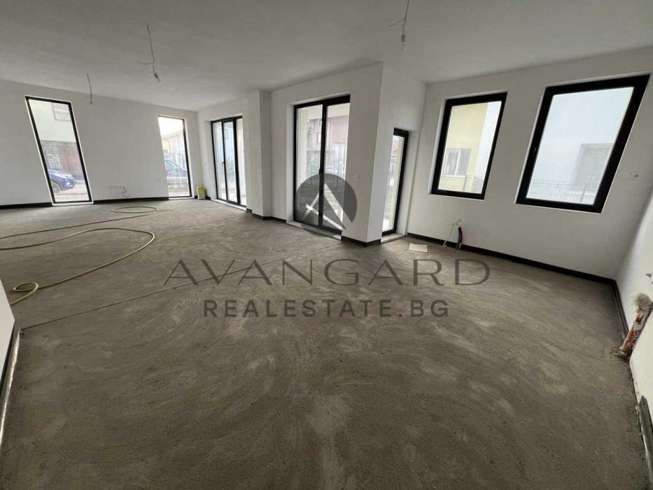 Продава се Къща в Пловдив, Беломорски - 350 кв.м за 1137 €/кв.м - Снимка #1