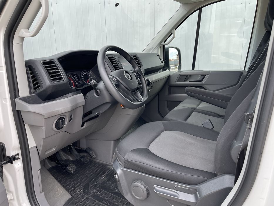 Volkswagen Crfater 2.0TDI-140CP/ Model Mediu / Navi/Clima/ Camera/Distronic/Full Option