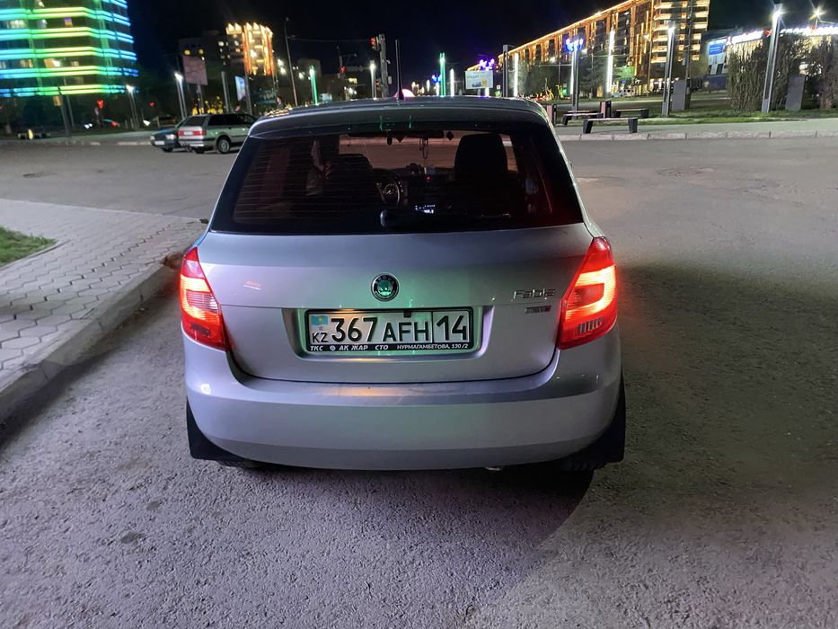 Skoda fabia машина в отличном состояние