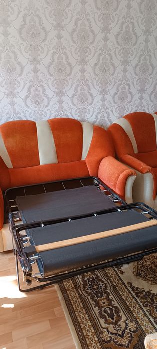 Продам диваны и кресло