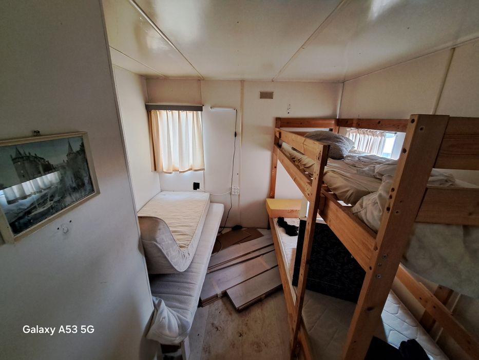 Фургон с колела / каравана / мобилни къщи