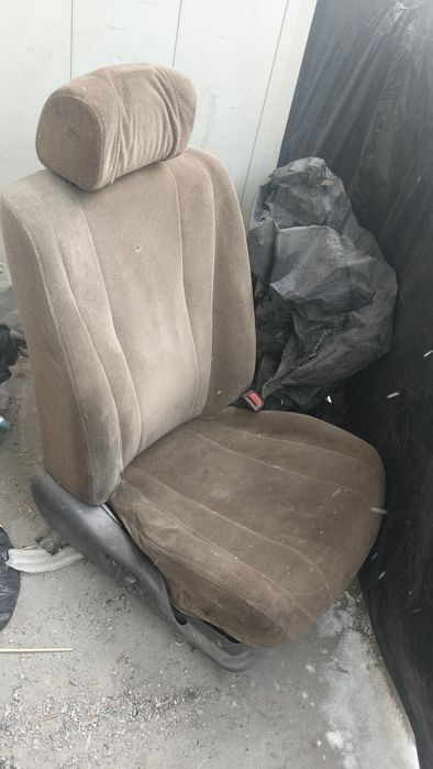 Сиденье водительское кресло