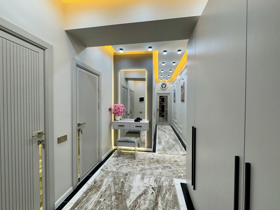 3х ком. квартира, на 5 этаже. Гагарина