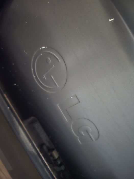 Продам телевизор сломанный