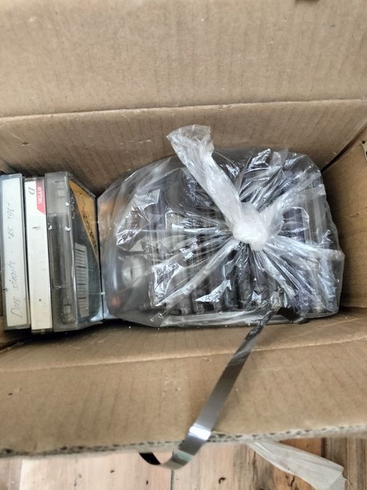 Продам кассеты для магнитолы