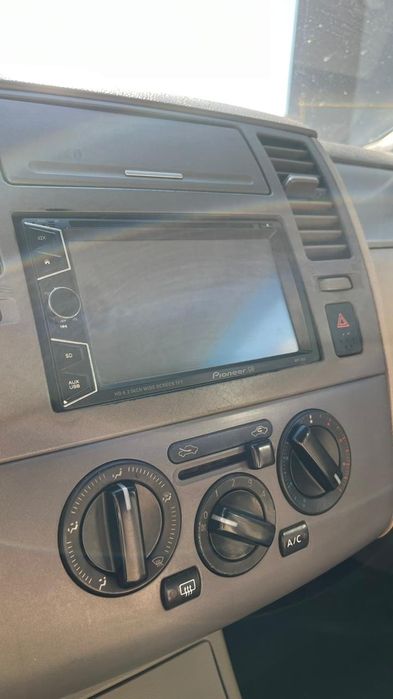 Продам nissan Tiida