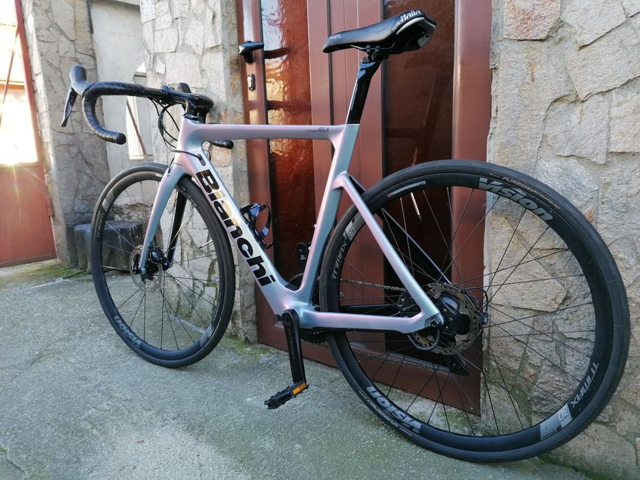 BIANCHI  E-Road  Carbon, Shimano Ultegra 2*11