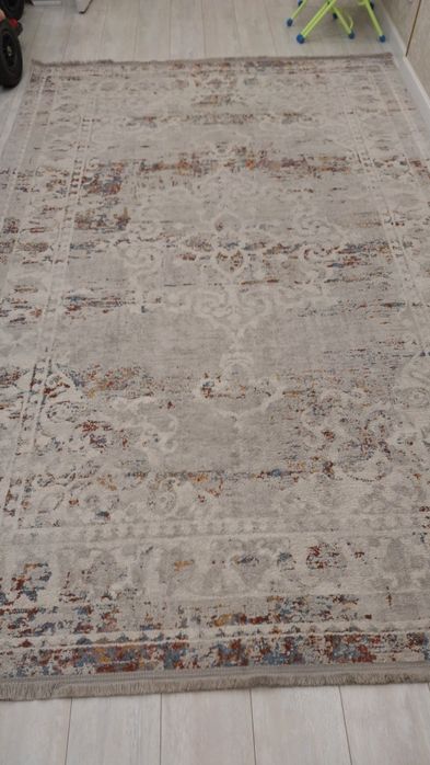 Продам отличный ковер 2×3