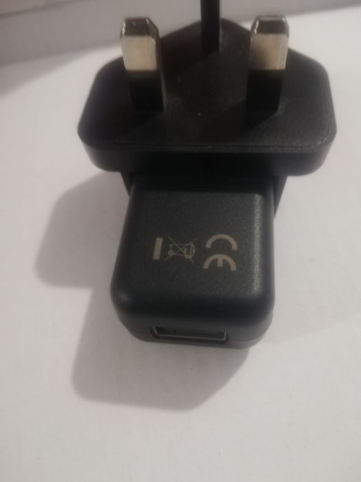 USB зарядно за английски контакт