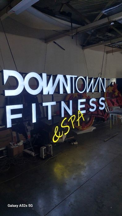 Reclame luminoase ,casete luminoase ,litere volumetrice