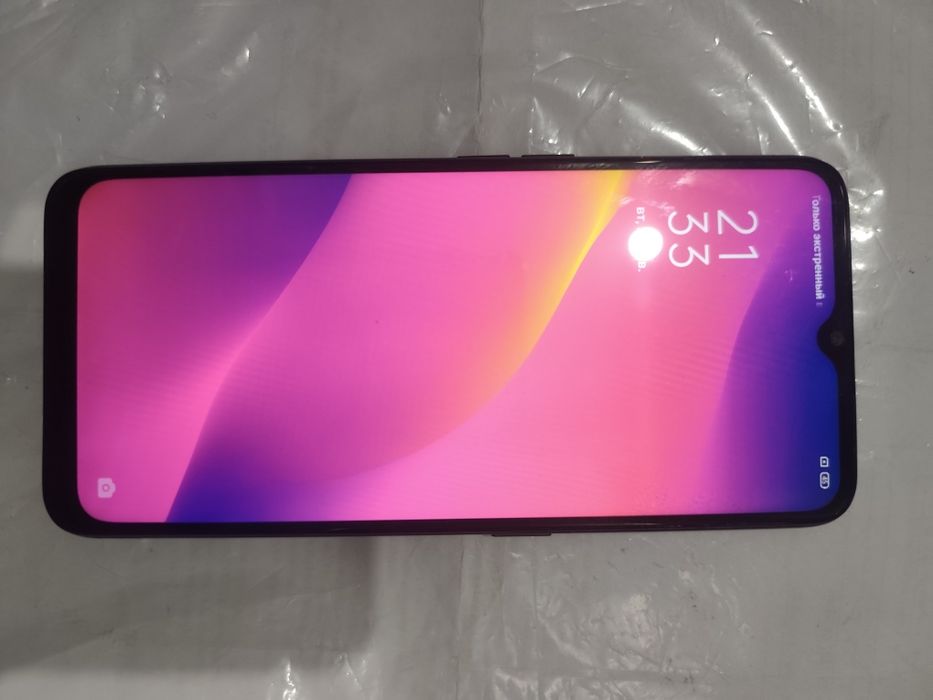 Продается телефон