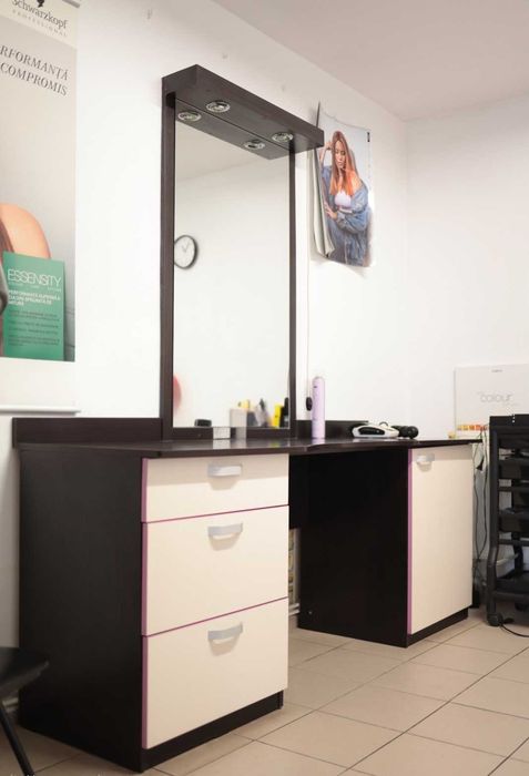 Mobilier Coafor Stare Excelenta