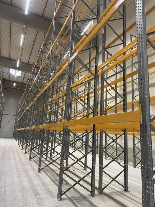 Rafturi metalice industriale