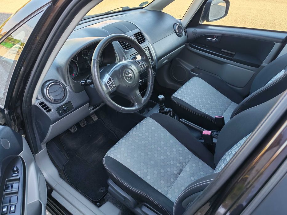 Suzuki SX4, 2.0 TDI, 135 CP, Climatronic, Navi, Tracțiune 4X4