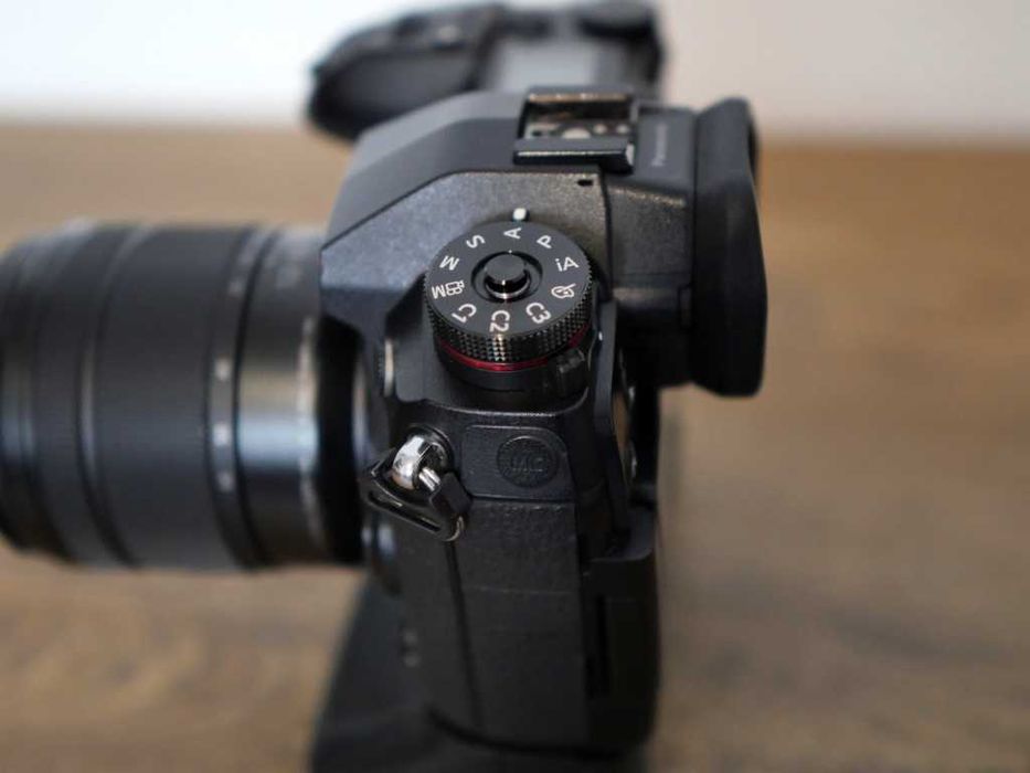 Panasonic Lumix DC-G9  Kit cu Lumix G 12-60mm f/3.5-5.6 OIS