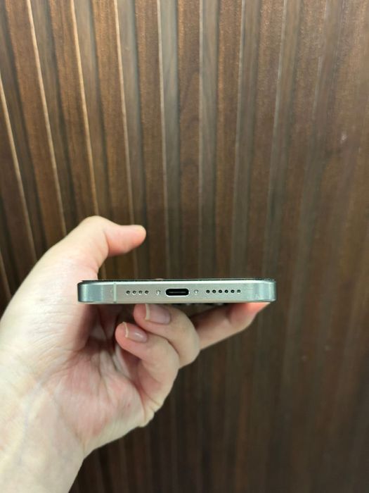 Айфон 15 про мах