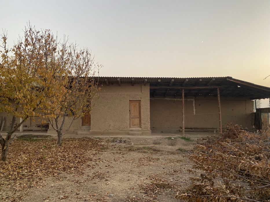 Uchqaxramon postidan kirganda 6km