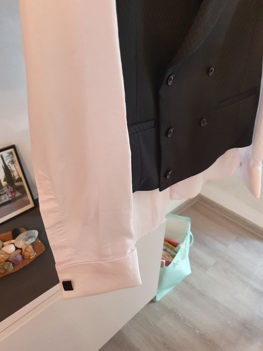 Costum ginere în stare perfectă