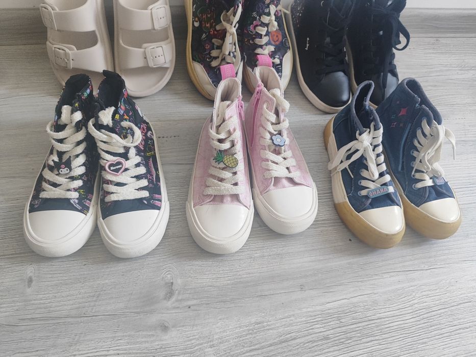 Adidasi si papauci Zara nr 32