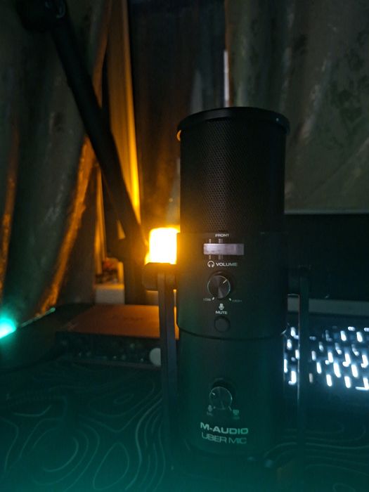 Микрофон M-Audio Uber Mic