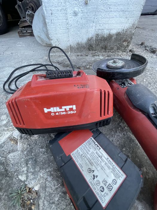 HiLTi  ъглошлайф AG 125-A22 с батерия и зарядно цената е за комплекта