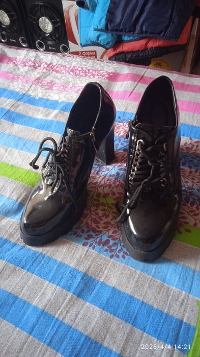 Женская обувь 42 размера