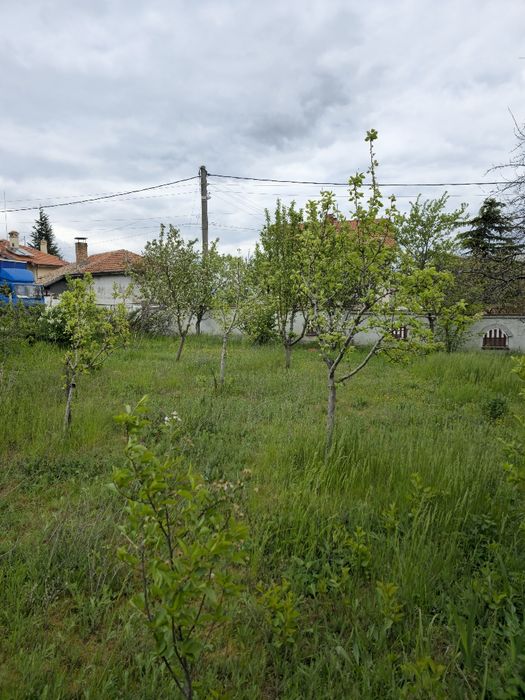 Продавам къща в с.Ясеново,Казанлък