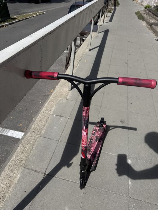 Тротинетка за трикове BYOX SHOCK !!! НОВА И ОПАКОВАНА !!!