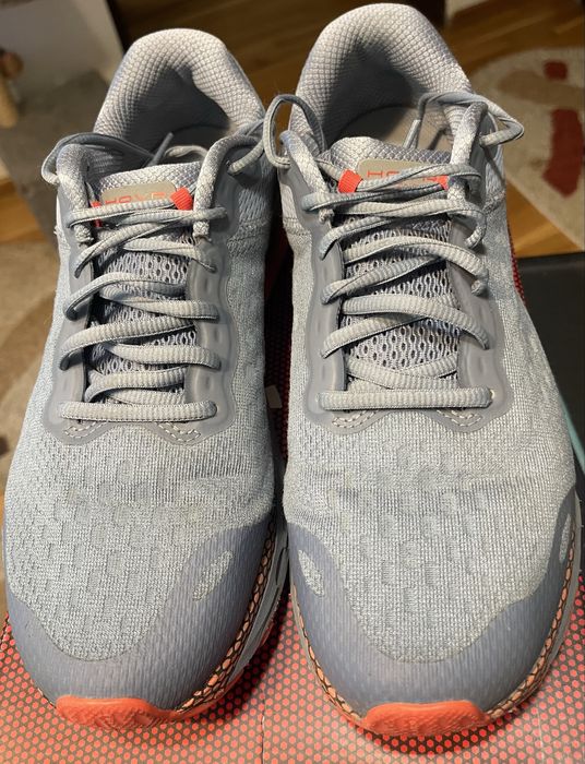 Adidasi Under Armour, noi în ambalajul original, purtați o dată, mărimea 43
