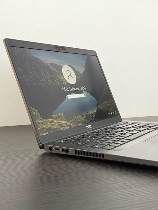 Vând Laptop Dell Latitude 5400